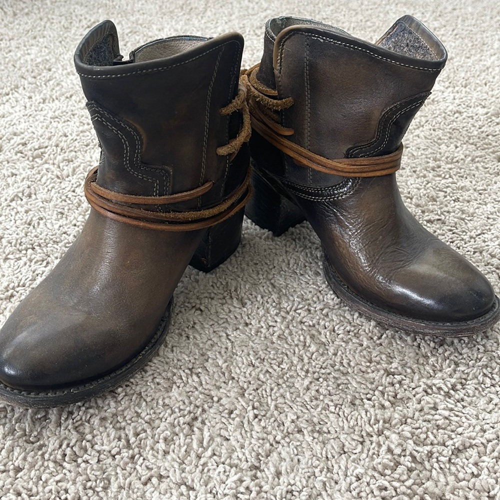 Freebies Booties